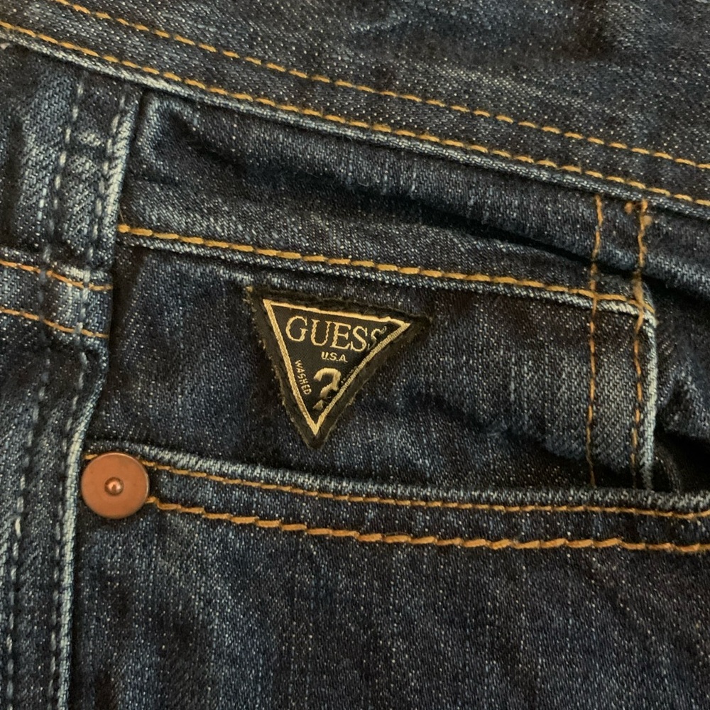 vintage Guess jeans - Picture 6 of 6